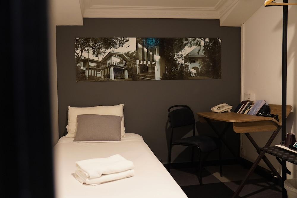 Check-Inn At Little India Singapore Exterior photo